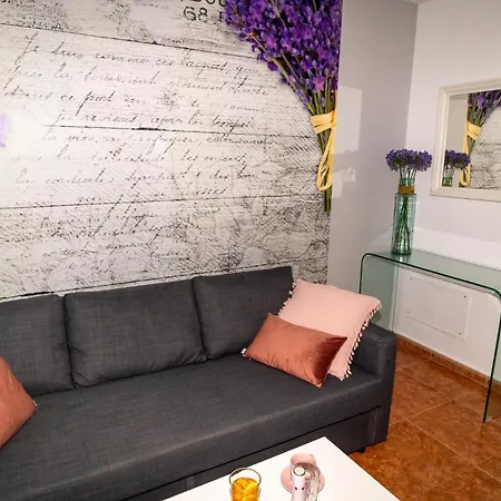 Casa Rosa - In The Center Of アパート *