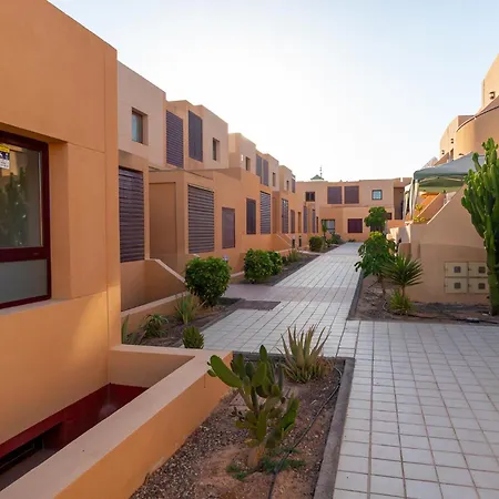 Casa Rosa - In The Center Of アパート *